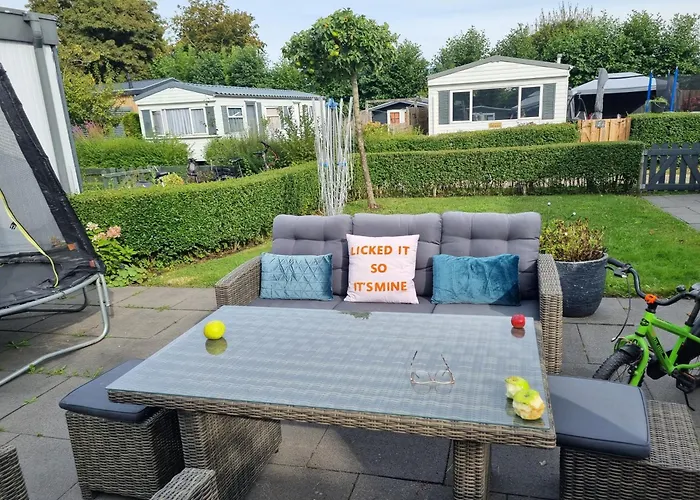 Stacaravan 161 Bongerd 5 Sterren Gezin 5 Personen Maximaal 2 Volwassenen